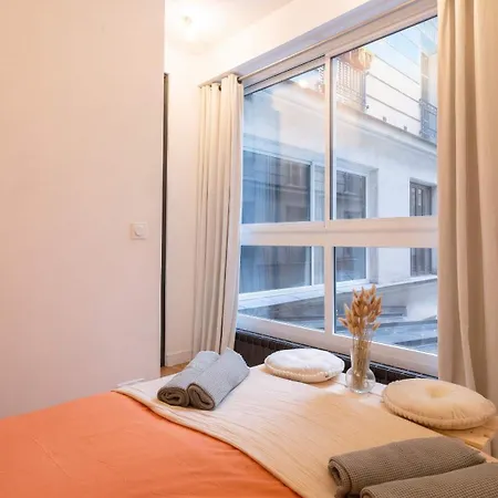 Apartamento Charming Parisian Flat Near Louvre *