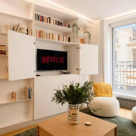 Charming Parisian Flat Near Louvre París